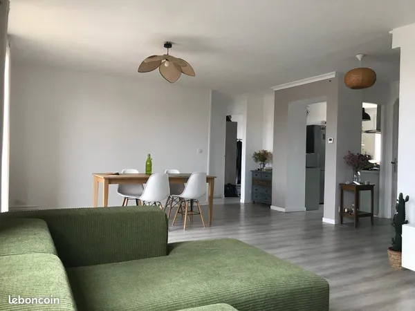 Appartement T3 74m2 + garage proche centre ville