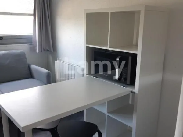 Studio 1 pièce 21 m²