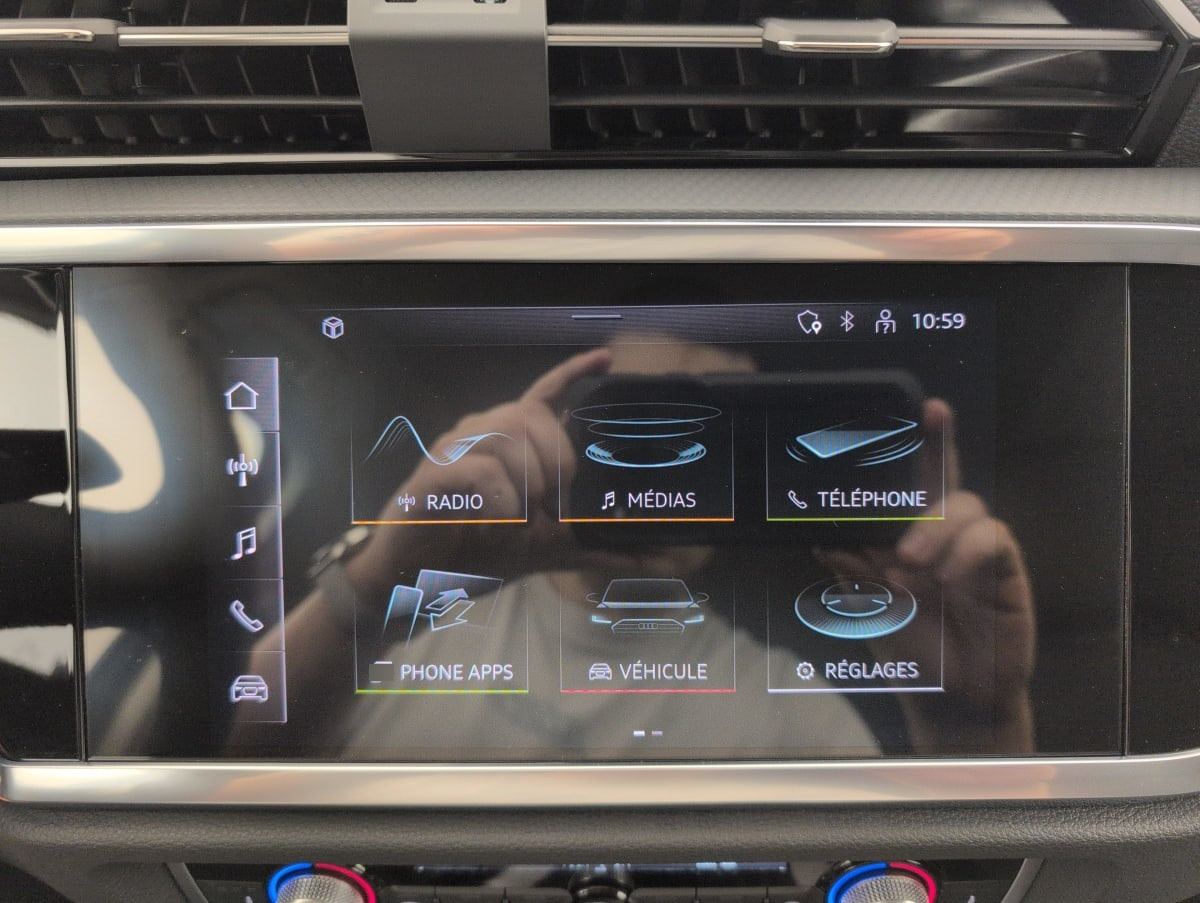 Audi Q3 — photo 18