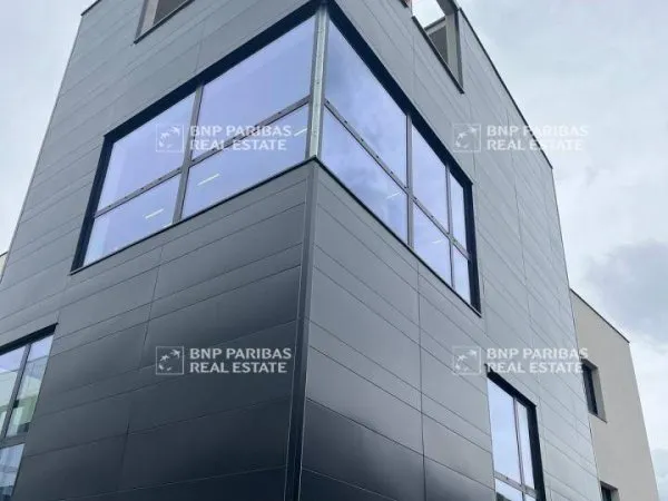 Bureaux 769 m²