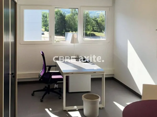 Bureau 292 m²