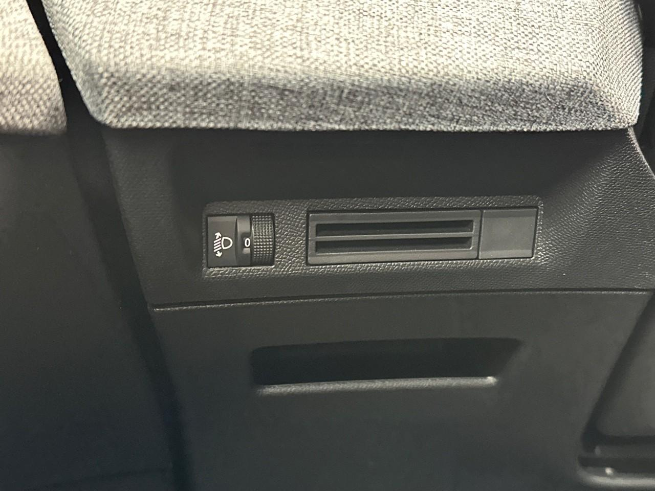 Peugeot 3008 hybrid 145 e-dcs6 allure — photo 16