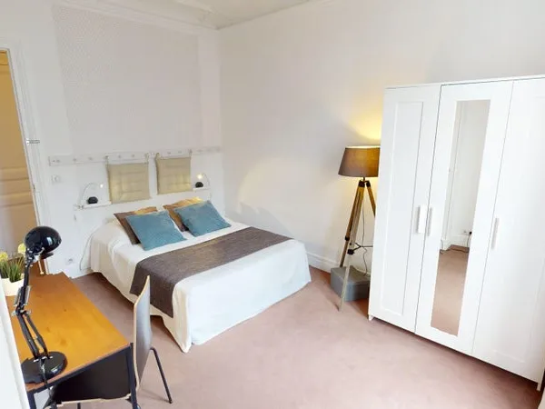 167 Malesherbes 6A - Chambre 3