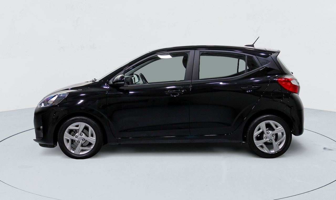 Hyundai i10 — photo 2