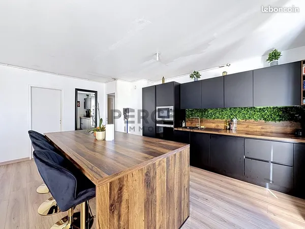 Appartement 5 pièces 83 m²