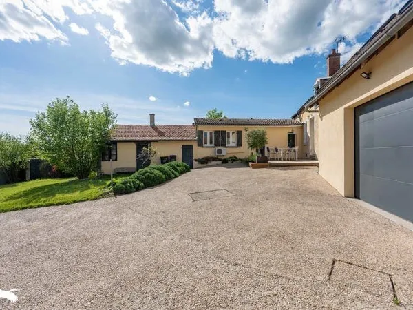 Maison 6 pièces 153 m²