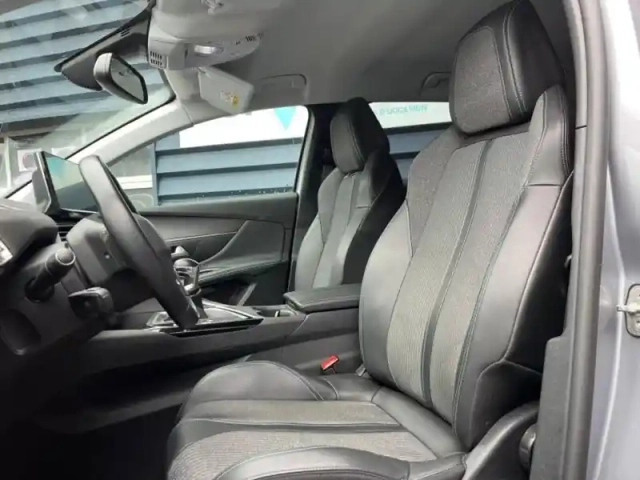 Peugeot 3008 1.2 puretech 130ch s&amp;s allure — photo 6