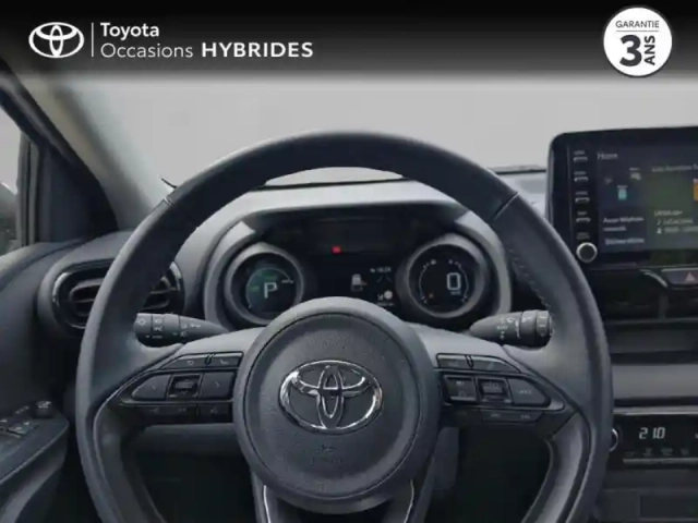 Toyota Yaris 116h design 5p my22 — photo 13