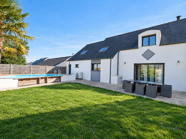 À VENDRE - MOUAZÉ - Maison 155 m² habitables - 4 chambres - Terrain 479 m² - Proximité immédiate des