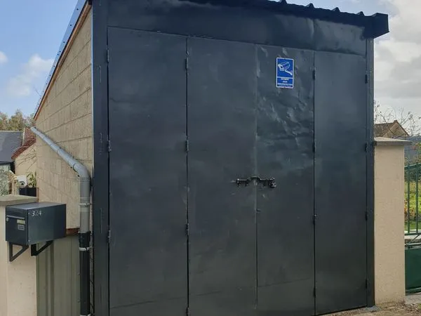 Location Garage/Box/Garde meubles