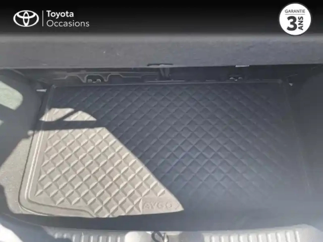 Toyota Aygo X 1.0 vvt-i 72ch active business my23 — photo 10