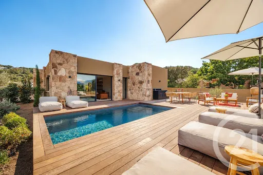 Maison 4 pièces 122 m²