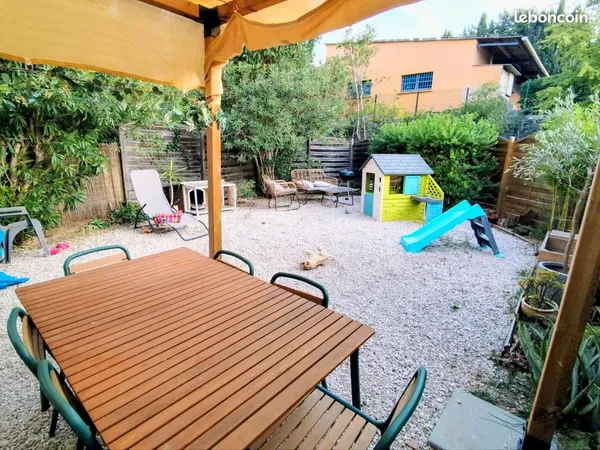 Appartement T3 rez de jardin