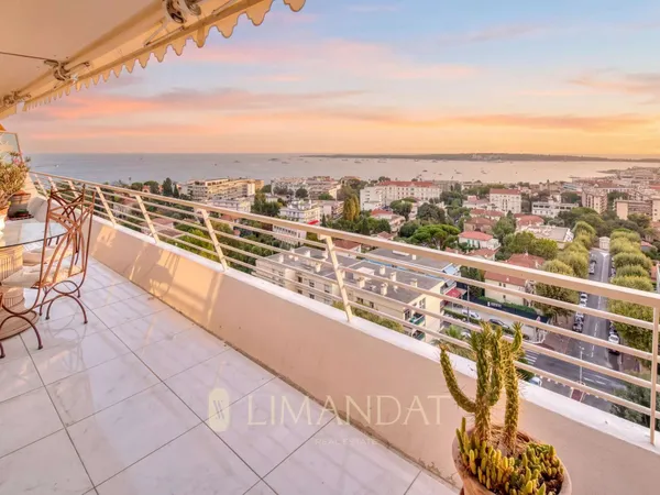Appartement 4 pièces 120 m²