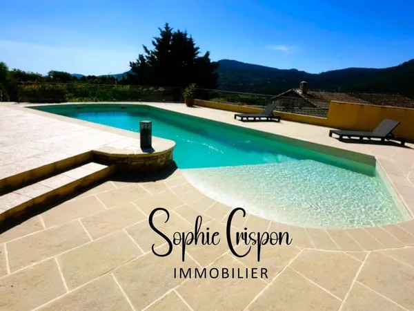 Villa 7 pièces 209 m²