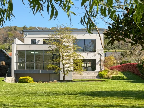 Maison 7 pièces 255 m²