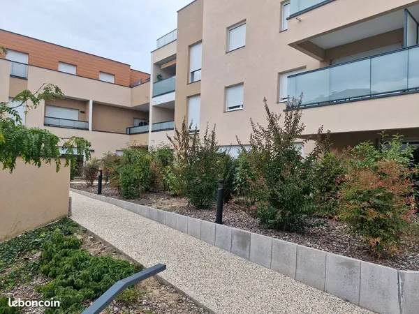 Bel appartement T2 avec jardin
