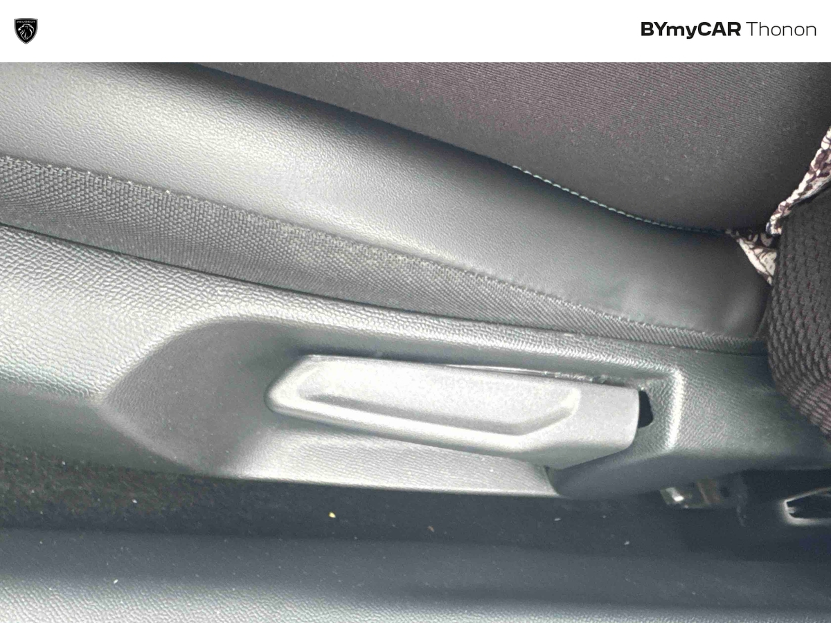 Peugeot 2008 Electrique 136 ch — photo 23