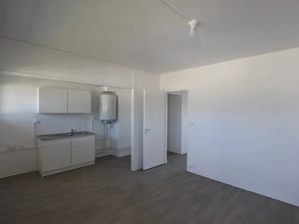 Appartement de type 2 avec jardin
