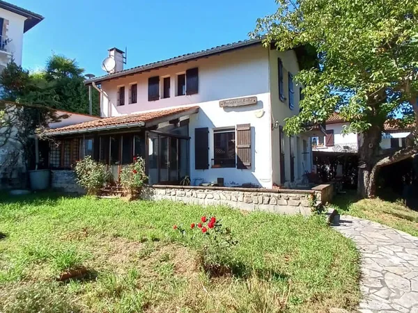 Maison 5 pièces 130 m²