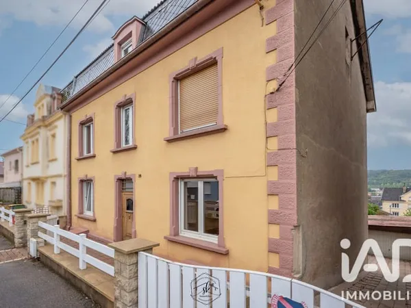 Maison 9 pièces 176 m²