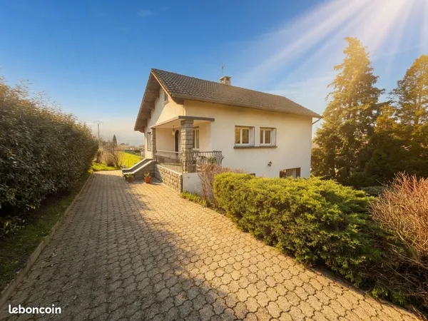 Propriété 4 pièces 85 m²
