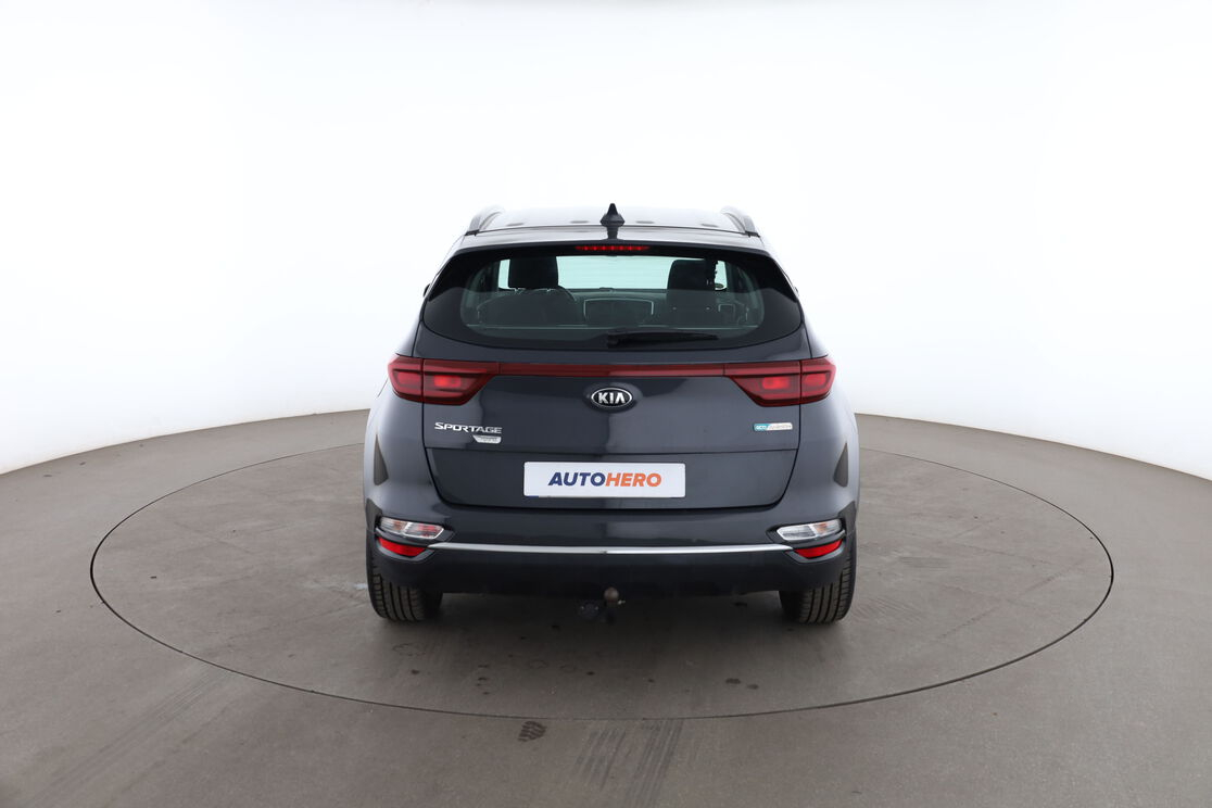 Kia Sportage 1.6 CRDi MHEV 2WD DCT7 — photo 4