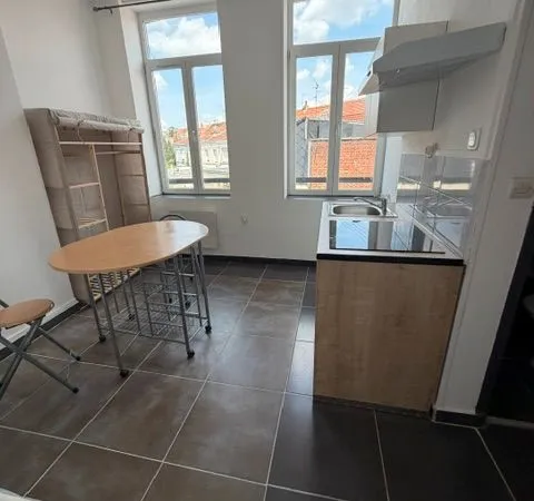 Studio disponible meuble lille fives