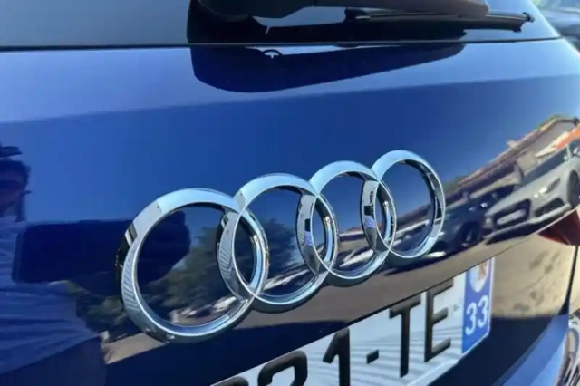 Audi A1 sportback 30 tfsi (1.0 116ch) s troni — photo 8