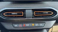 Dacia Sandero 1.0 TCe 90ch Stepway Expression CVT — photo 19