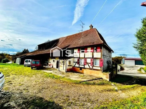Corps de ferme à rénover avec dépendances
