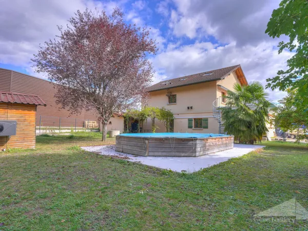 Maison 7 pièces à vendre - Saint-Genis-Pouilly