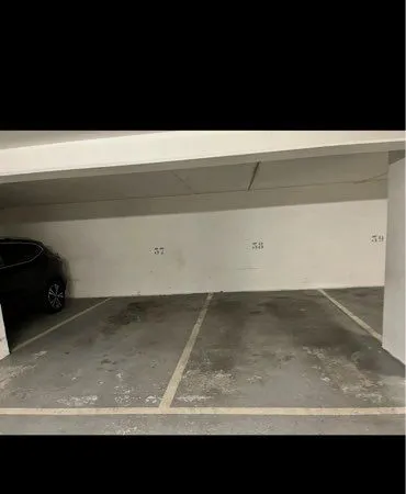 Location parking 10m² Paris 19ème proche métro Ourcq