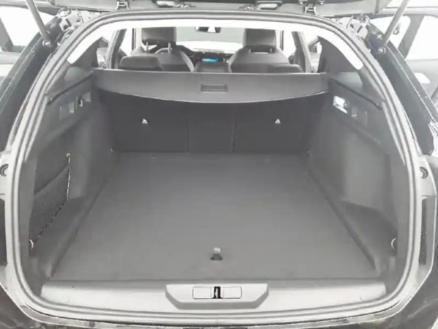 Peugeot 308 sw hybrid 145 e-dcs6 — photo 28