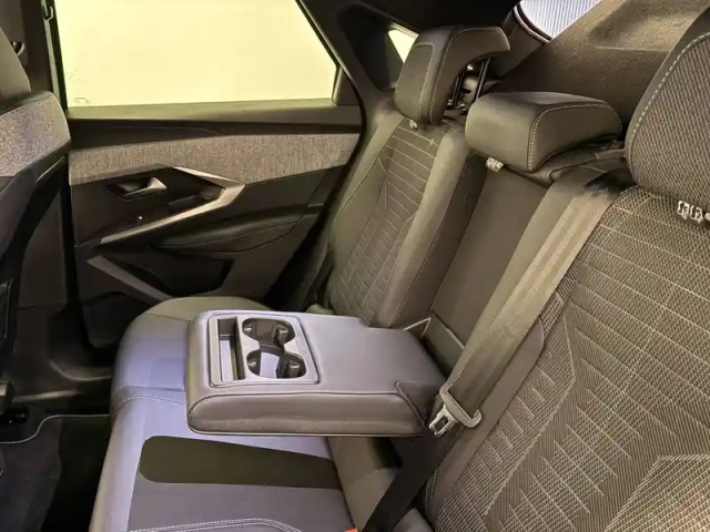 Peugeot 3008 hybrid 145 e-dcs6 — photo 79