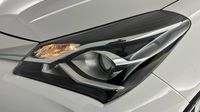 Toyota Yaris 100h France Business 5p MY19 — photo 17