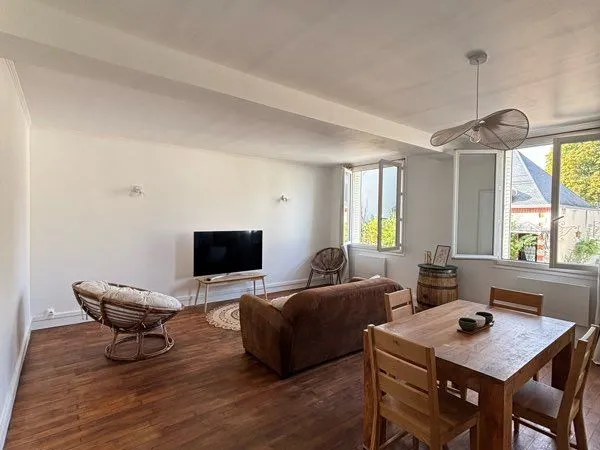 T2 meublé de 63 m² Montargis, à 500m du port Saint-Roch