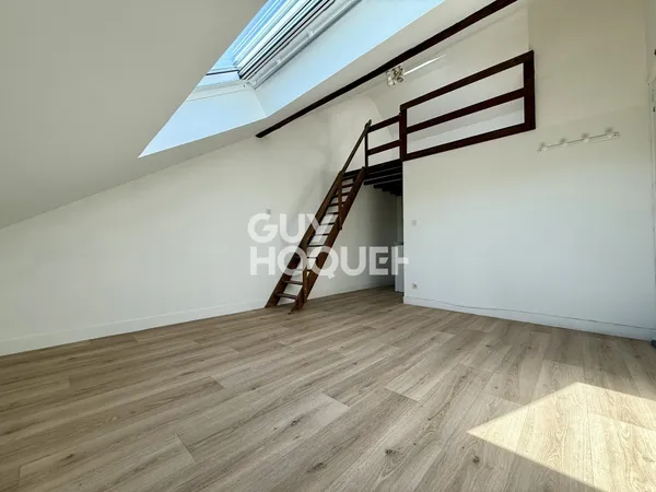Appartement à vendre de 1 pièce de 12.35 m² secteur HINCMAR