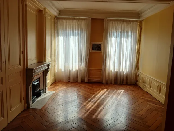 Loue bureau - 24m²