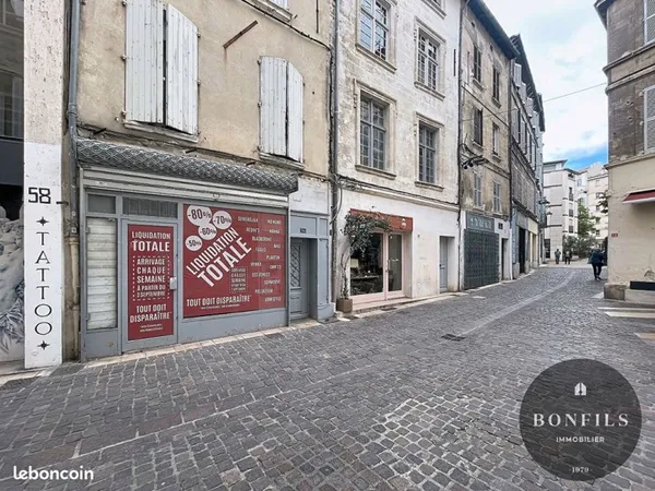 Local commercial 29 m² AVIGNON