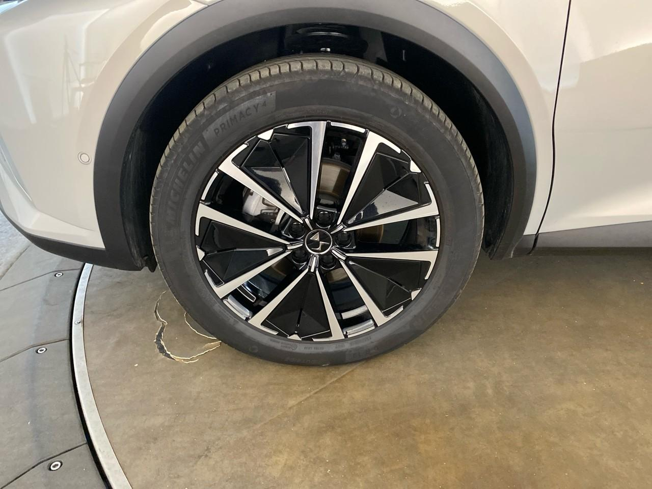 Ds Ds 7 crossback bluehdi 130 eat8 etoile — photo 11