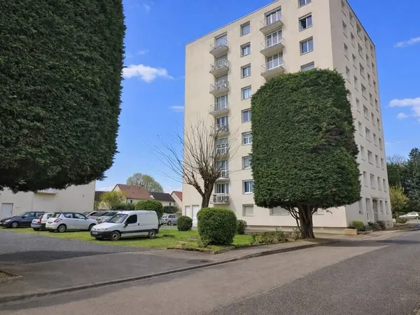 APPARTEMENT DE TYPE 3 TROYES