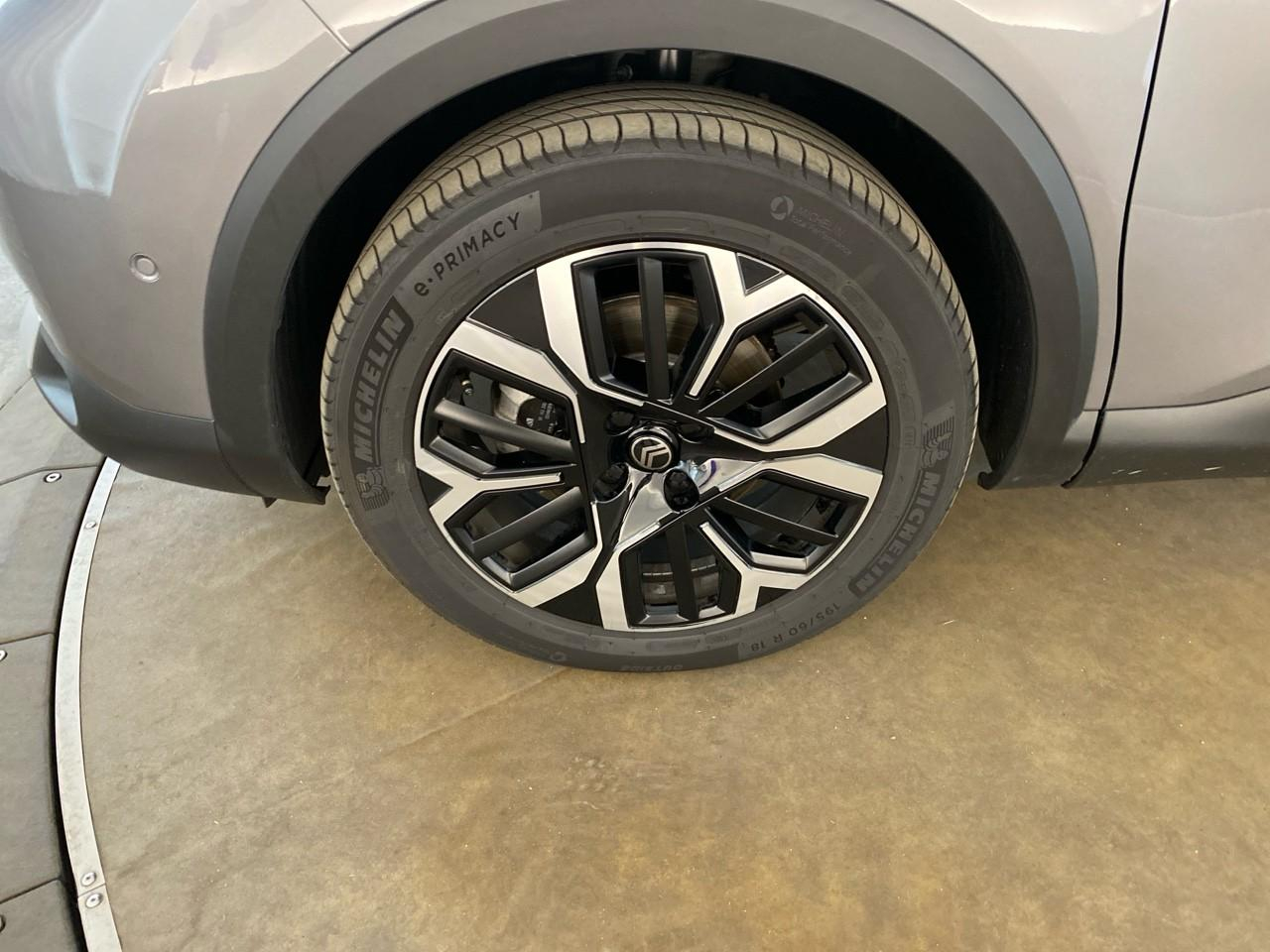 Citroën C4 hybride 145 ch e-dcs6 max — photo 11