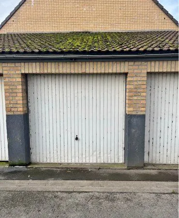 Garage à louer