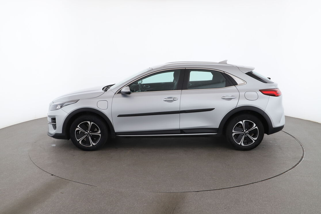 Kia XCeed 1.6 GDi ISG PHEV Active DCT6 — photo 2