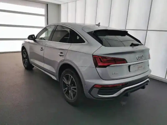 Audi Q5 sportback 40 tdi 204 s tronic 7 quattro — photo 6