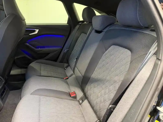 Audi A5 avant tdi hybride 204 ch s tronic 7 — photo 19