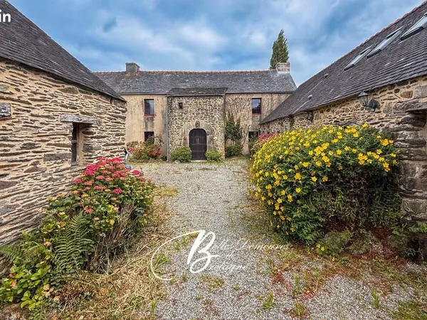 Maison 15 pièces 315 m²