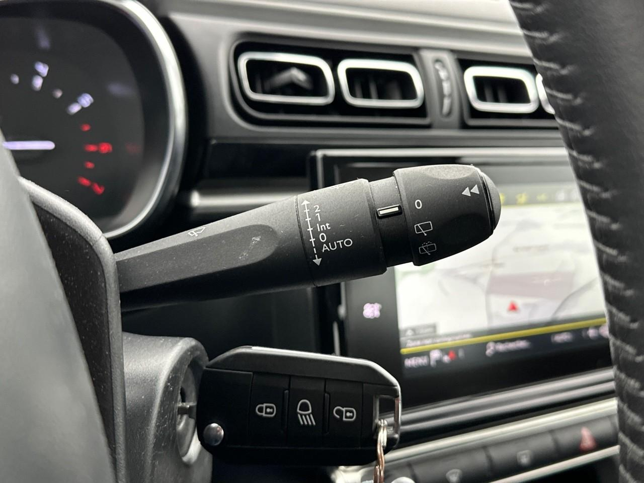 Citroën C3 puretech 110 s&s shine — photo 20