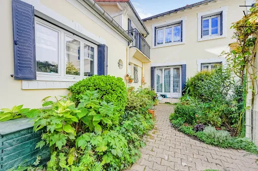 Maison 6 pièces 111 m²